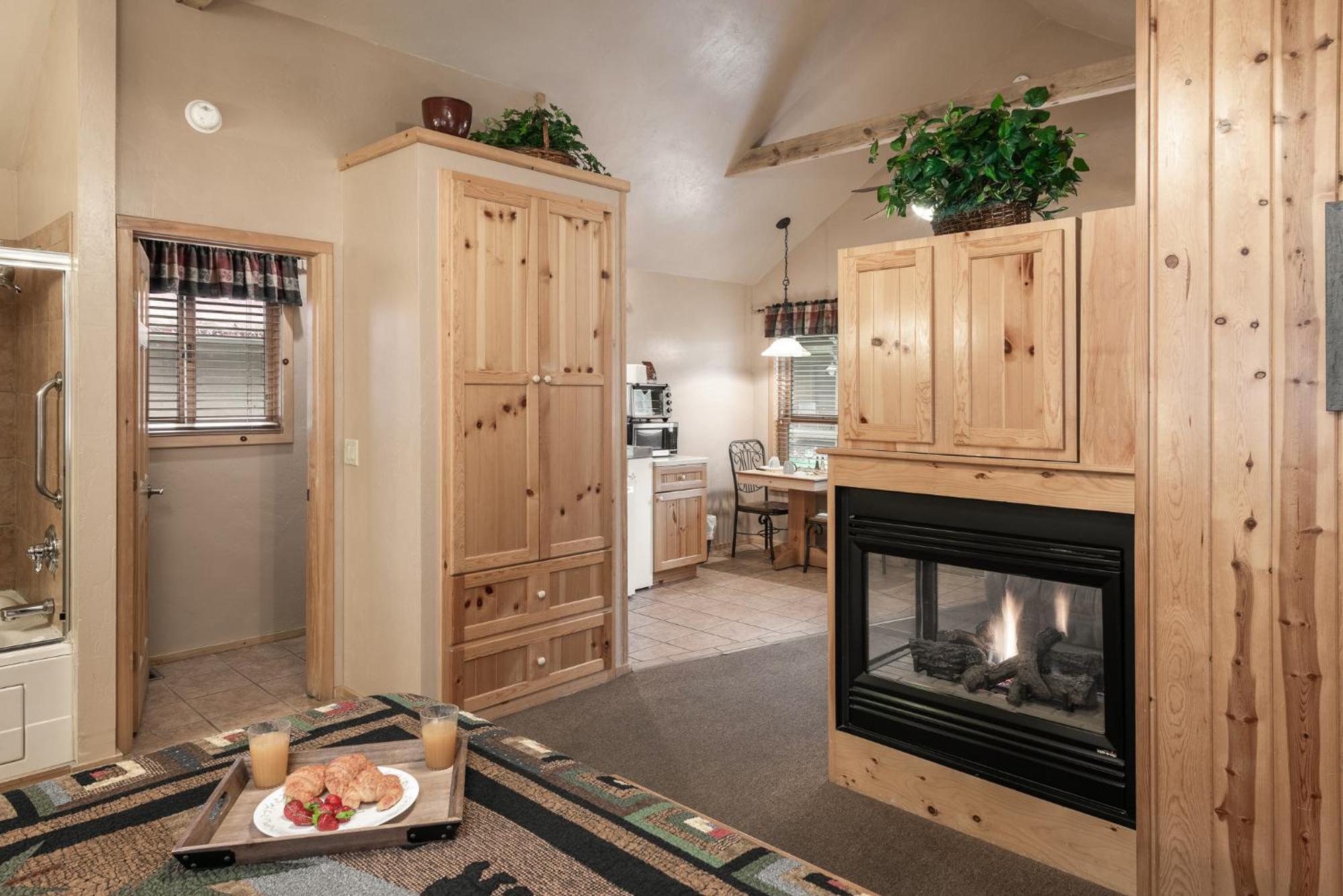 Shadow Mountain Lodge And Cabins Ruidoso Esterno foto