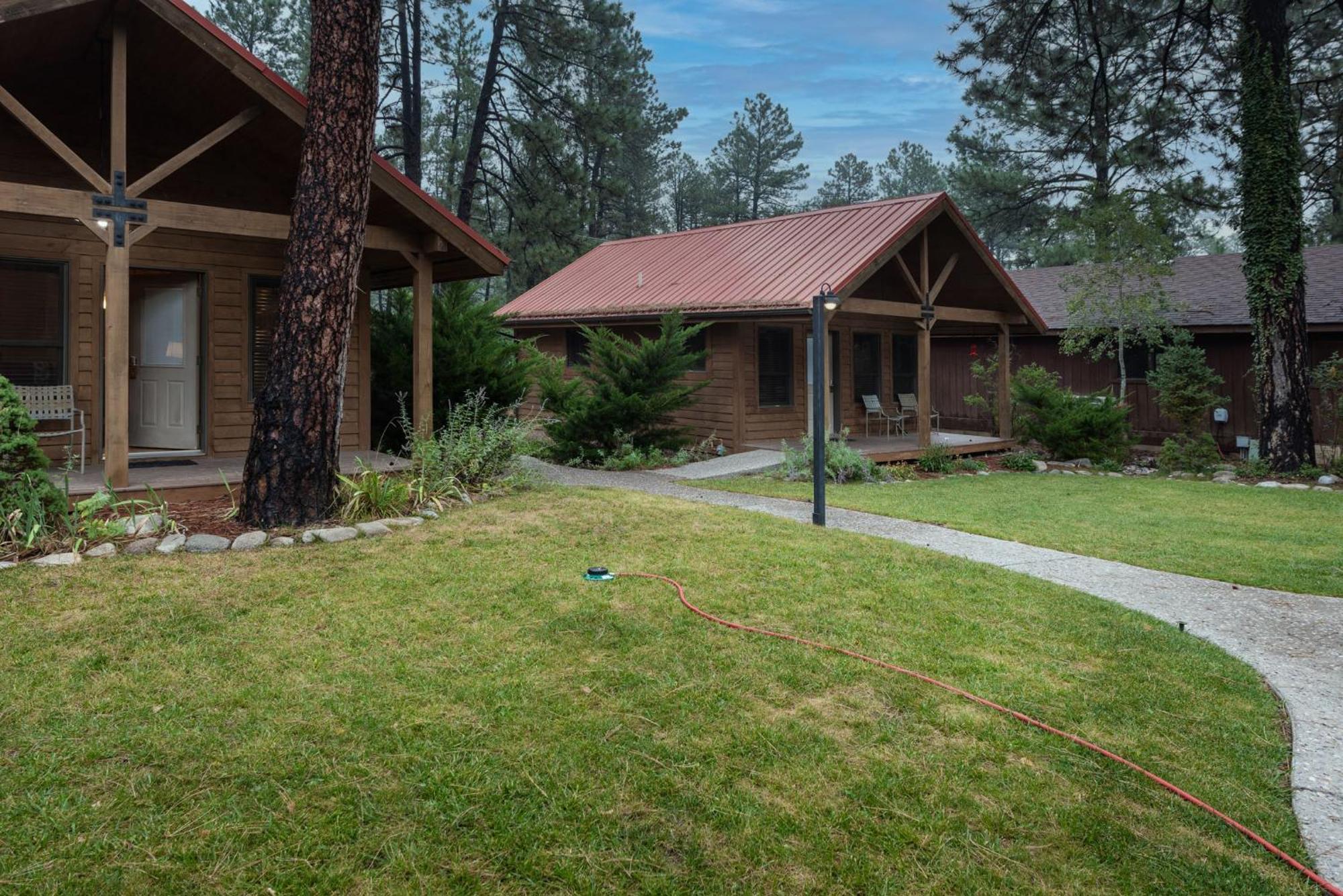 Shadow Mountain Lodge And Cabins Ruidoso Esterno foto